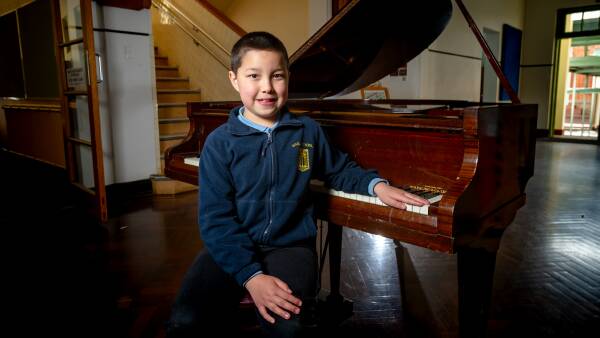 Keys to success: Canberra 9yo to play piano at famous New York concert hall thumbnail
