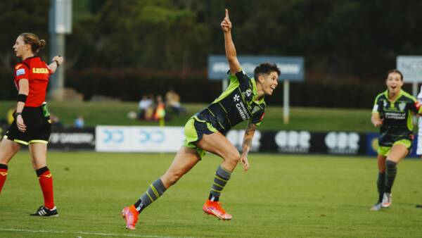 Heyman crowned W-League's best Heyman crowned W-League's best