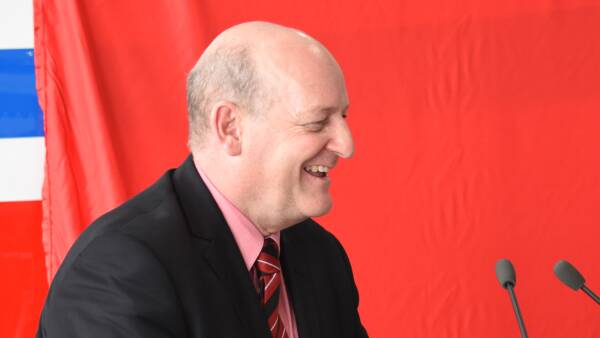 Elders shares take a tumble as investors play the man