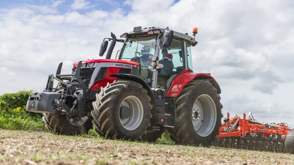 Tractor sales to break records again in 2022