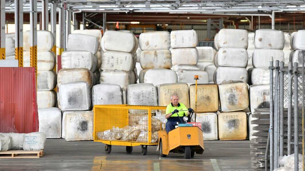 Wool exports unsteady seas